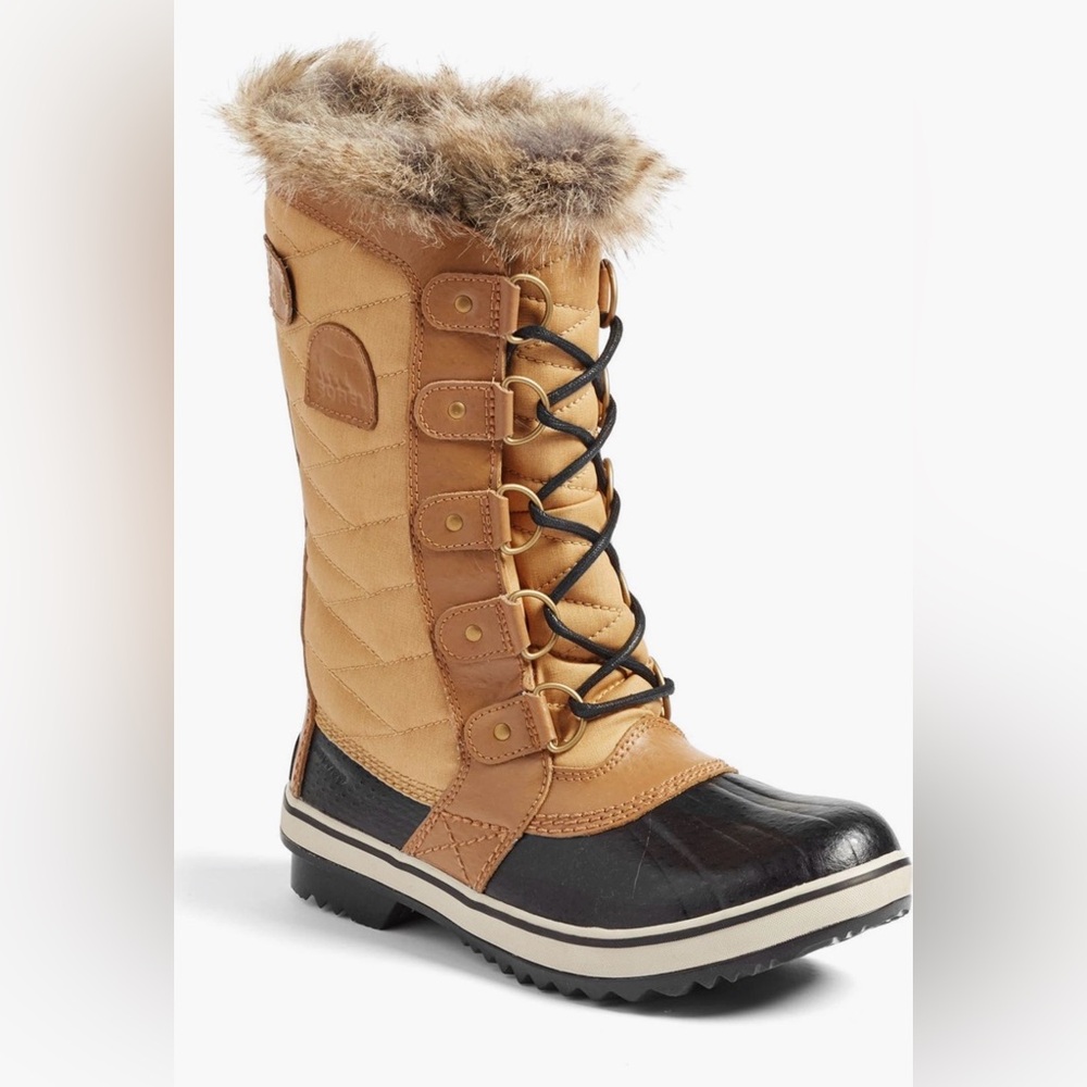 Sorel Tofino II boots